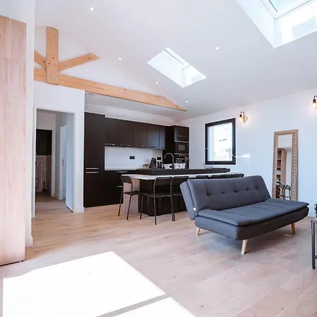 Magnifique Avec Balcon A
