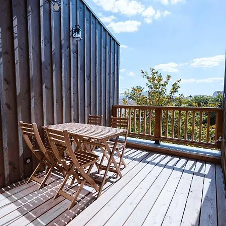 Apartment Magnifique Avec Balcon A Bordeaux
