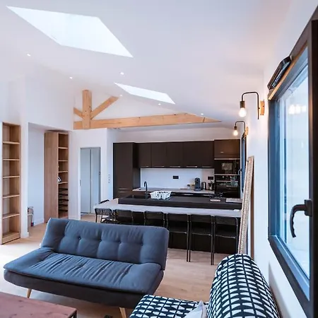 Magnifique Avec Balcon A Apartment *